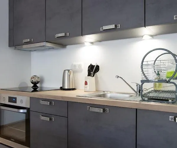 Appartement Magnifique 2 Pièces, équipé, Terrasse Privée